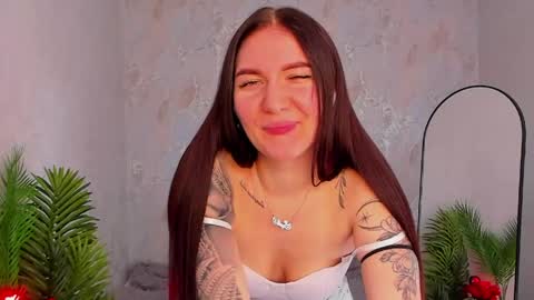 Sophia online show from April 18, 2:14 am