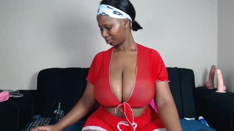 babyluciax online show from July 22, 7:15 pm