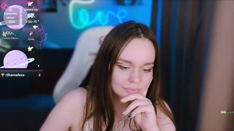 Lin online show from February 10, 6:56 pm