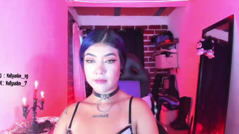        Please help me to reach 100 thumbs up online show from December 4, 10:19 pm