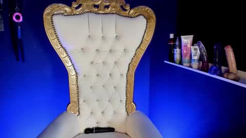 bagiolett  online show from October 28, 8:46 pm