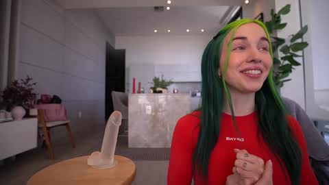 Bailey online show from February 1, 3:55 pm