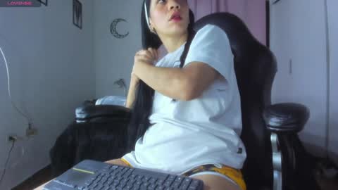 IM BAILEY online show from January 23, 1:08 am