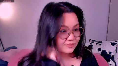 Barbie Kim online show from April 8, 10:17 am