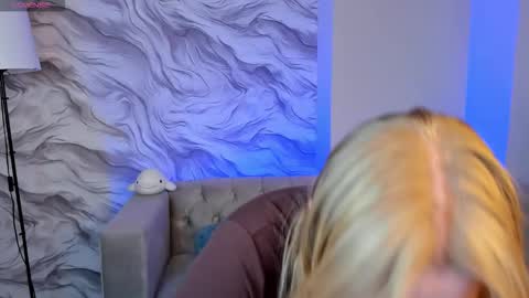 Barbie Staze online show from November 21, 2:46 am