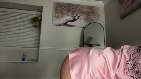 chicka online show from January 17, 5:04 am