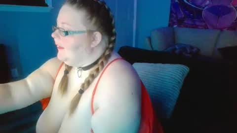 bbwgamergirl93 online show from September 26, 2:58 pm