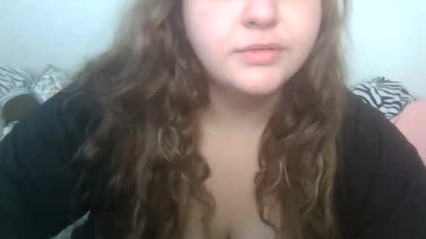 PlushiePrincess online show from November 4, 5:29 pm