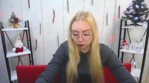 BeatriceFlyy online show from January 12, 6:06 am