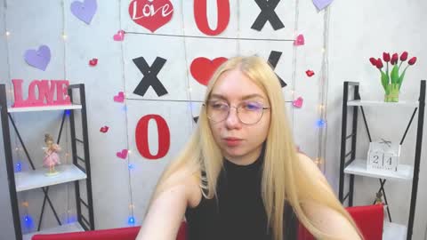 BeatriceFlyy online show from February 24, 12:14 pm