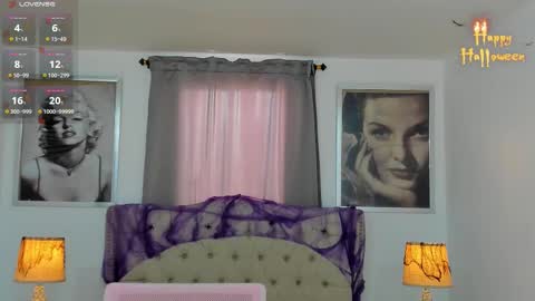 Ariana Reyes online show from October 15, 1:03 pm