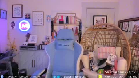 Beck the tongue online show from October 8, 9:41 pm