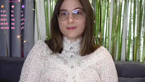 BeckyMartens come join me on    while im offline here  online show from September 20, 2:21 am