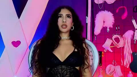 bela_sophie_ online show from February 12, 9:27 pm