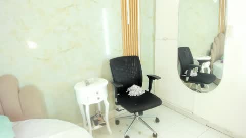 Belkilima  online show from April 2, 8:39 pm