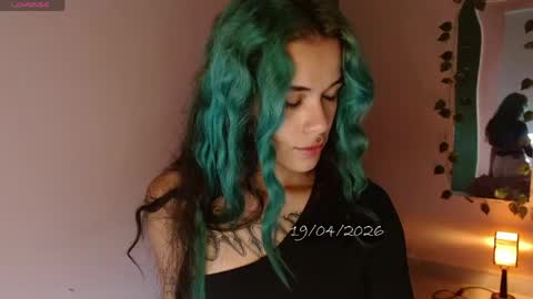   online show from April 19, 7:16 pm