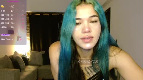   online show from February 4, 12:22 pm