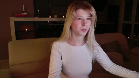 Bella online show from February 11, 9:25 pm