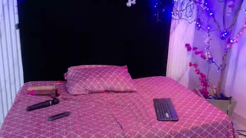 BELLA online show from March 8, 3:21 am