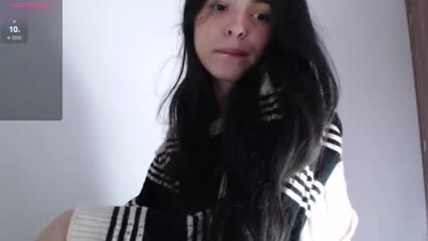   online show from December 23, 3:01 pm