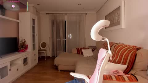 bella_pocahontas3 online show from September 10, 9:59 pm