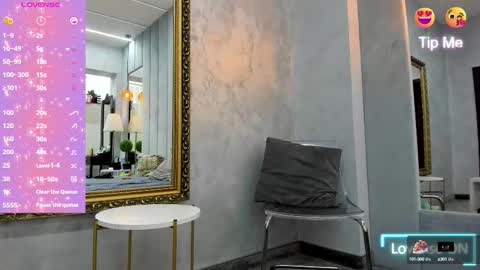 bella_posh online show from October 11, 3:15 pm