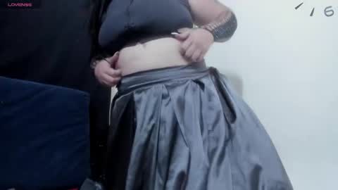 Bella Smith online show from October 29, 3:04 pm