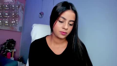 BELLA online show from October 5, 8:25 pm