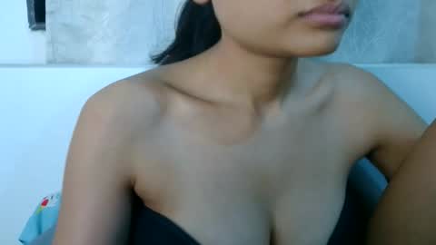 bellacrystall online show from March 4, 2:12 pm