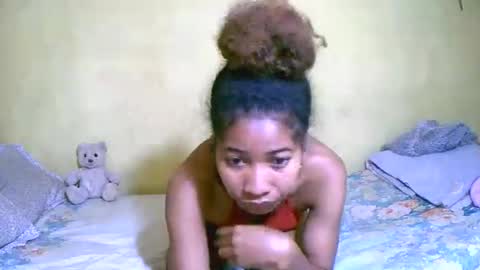 bellaena online show from October 1, 3:00 am