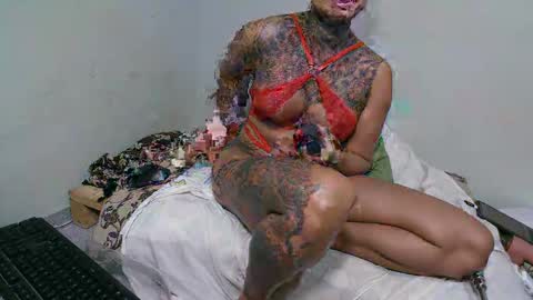 BELLAMORENA06 online show from December 7, 11:12 pm