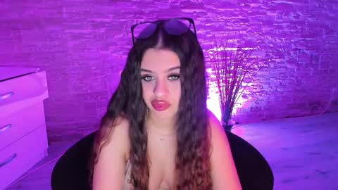 BellaNoir  online show from January 7, 5:55 am