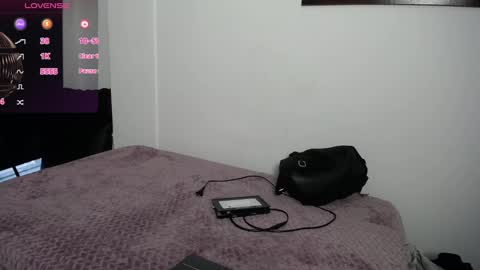   online show from January 15, 1:09 pm