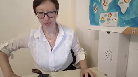 Emma online show from June 25, 7:26 pm