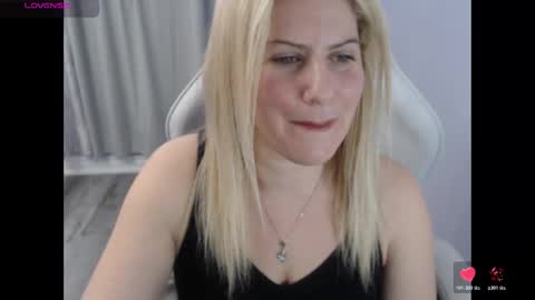 Starr40 online show from October 24, 12:45 pm