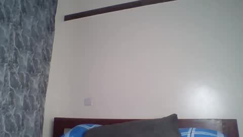 bubbles online show from December 4, 6:30 pm