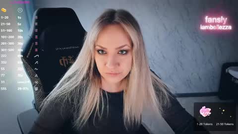 Your Annabelle Wolf  online show from April 19, 2:50 pm