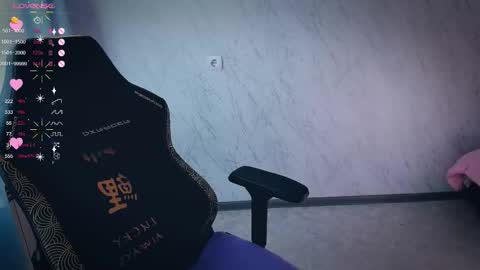 Your Annabelle Wolf  online show from September 29, 10:42 am