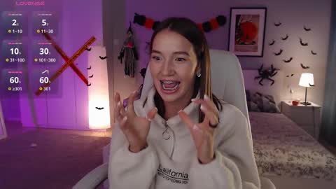 Bella online show from October 24, 1:56 am