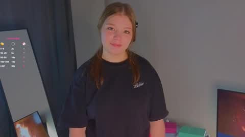 Kate online show from December 2, 1:13 pm