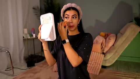 Betty online show from October 16, 4:04 am