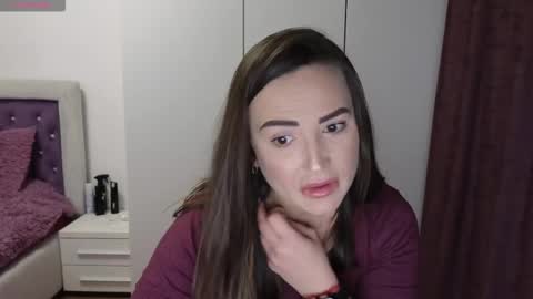   BeyonceDoll       Twitter DollBeyonce    online show from March 9, 8:23 pm