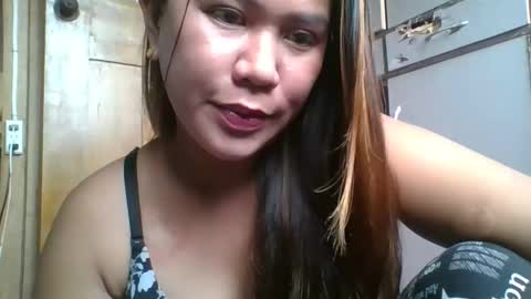 bhubbles online show from February 18, 4:55 am