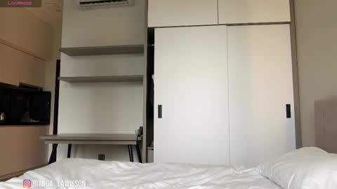 Bianca  online show from September 14, 10:02 am