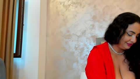 Bianca Vale online show from June 2, 5:19 am
