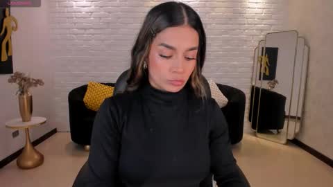 Bianca Pierce online show from October 29, 1:15 pm