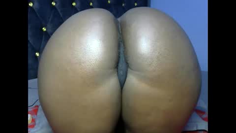 bbw online show from October 16, 1:14 pm