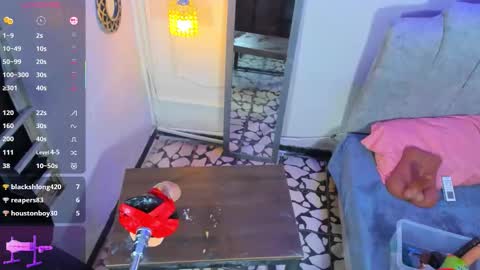 VIOLETA online show from March 10, 2:15 am