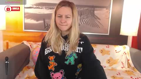 BigBoobsArri online show from January 12, 9:40 am