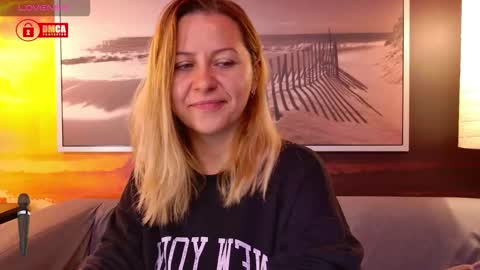 BigBoobsArri online show from October 14, 6:16 am